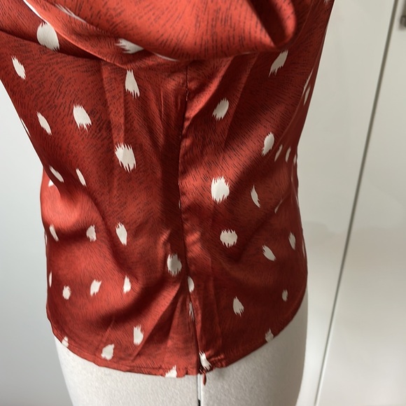 ASTR The Label Top with Long Sleeves in Brown/White Size-Large NWOT - Picture 8 of 8